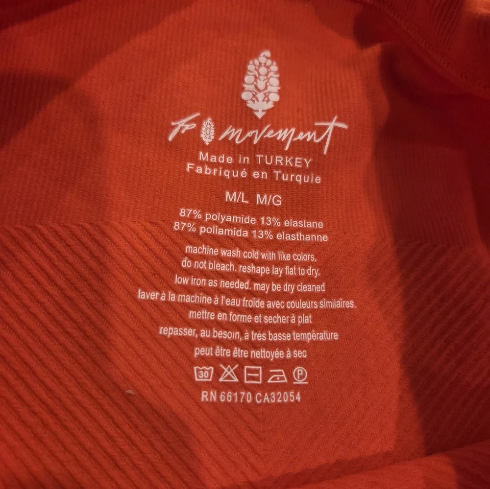 Free People Ribbed Top 🧡❤️ - Picture 4 of 7